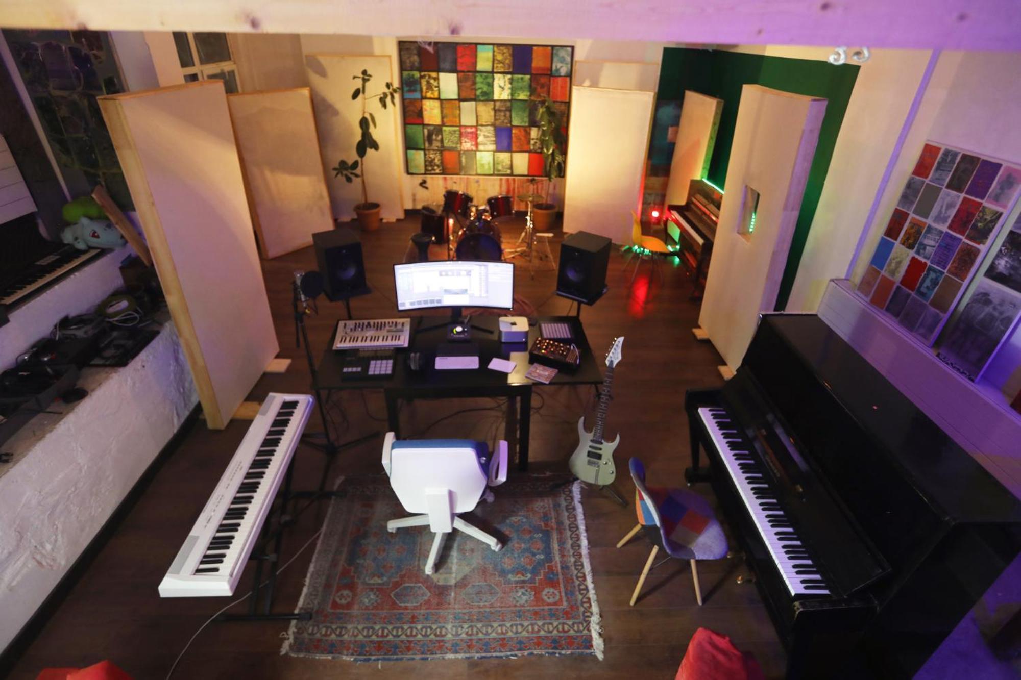 Cosy Studio With Beautiful Garden Ереван Экстерьер фото